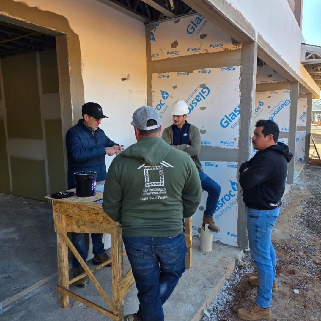 Demonstração técnica SCUDO PRO em obra Light Steel Frame com montadores LSF